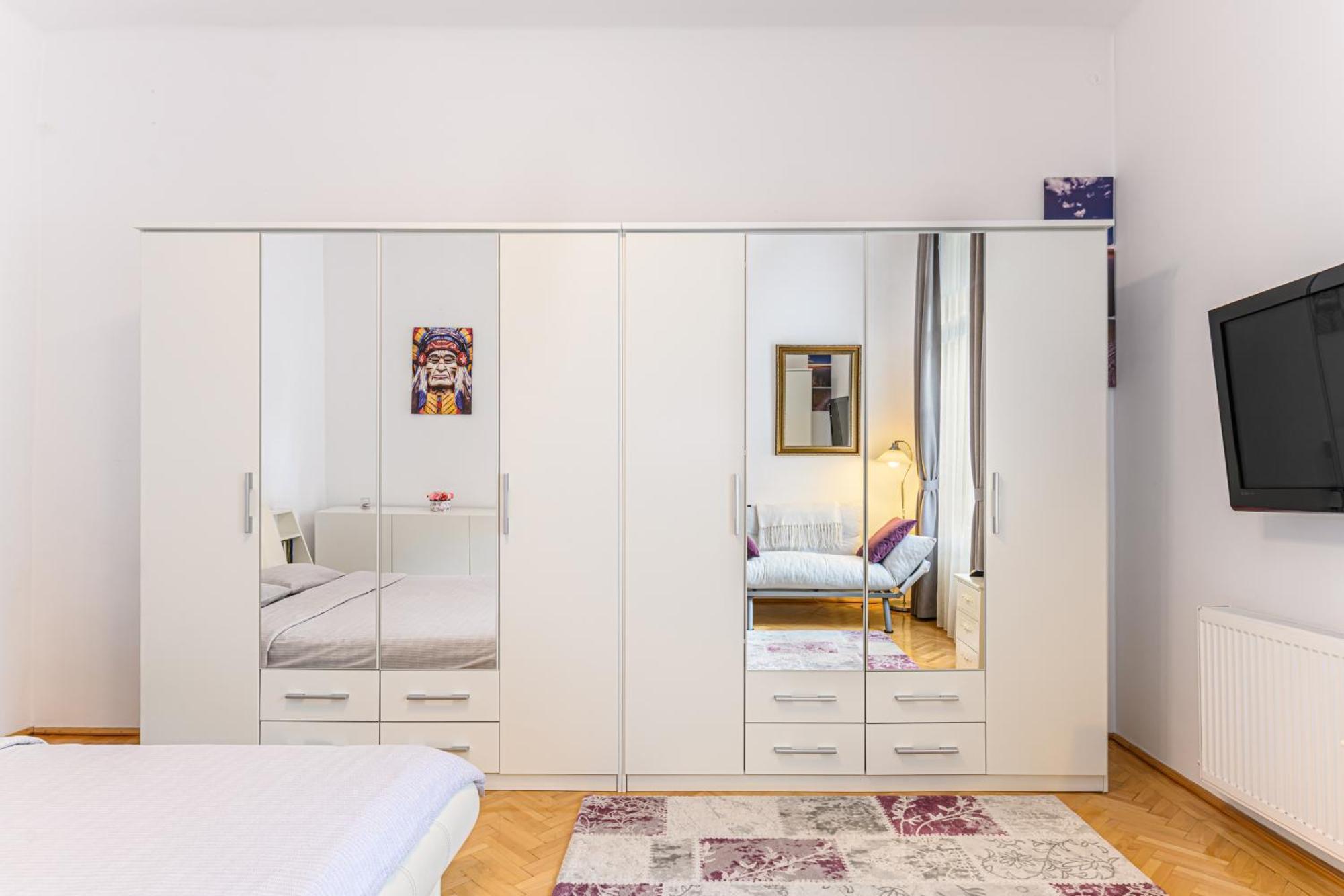 Brasov Centrul Vechi - 67Sqm - 2Min To Counsel Square Apartment Exterior foto