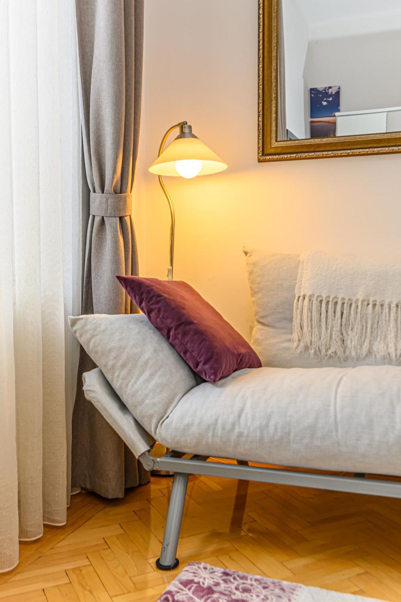 Brasov Centrul Vechi - 67Sqm - 2Min To Counsel Square Apartment Exterior foto