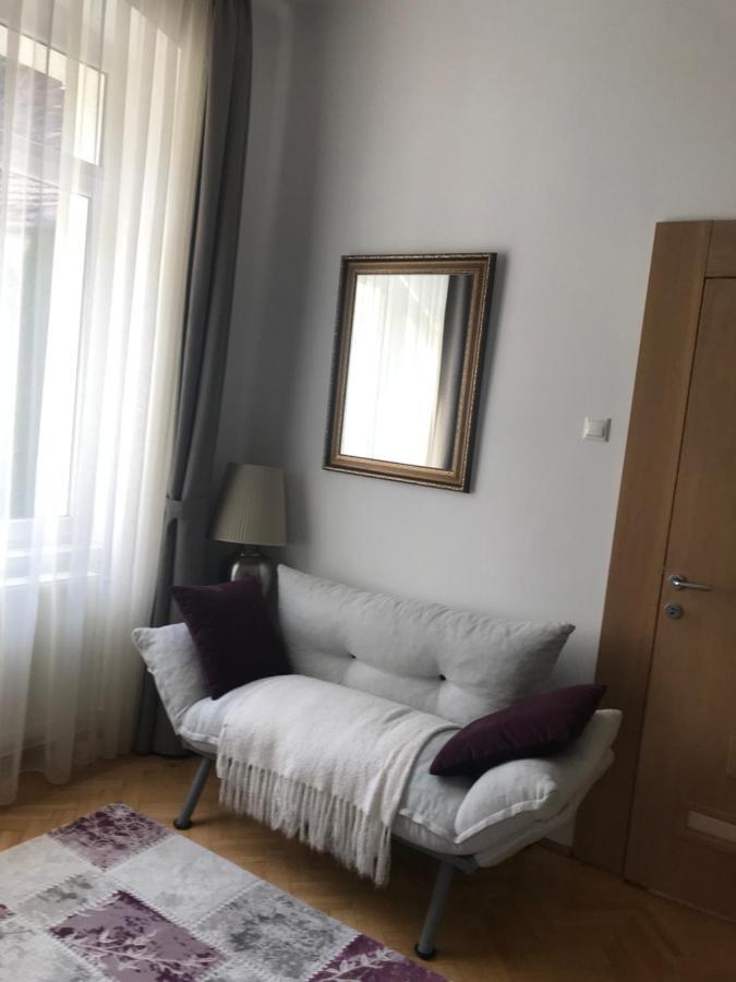 Brasov Centrul Vechi - 67Sqm - 2Min To Counsel Square Apartment Exterior foto