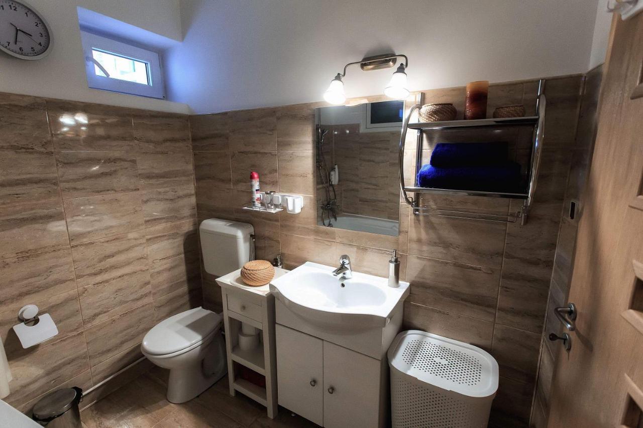 Brasov Centrul Vechi - 67Sqm - 2Min To Counsel Square Apartment Exterior foto