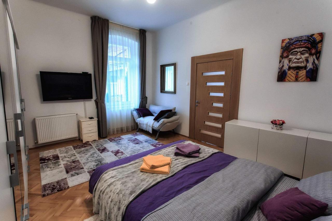 Brasov Centrul Vechi - 67Sqm - 2Min To Counsel Square Apartment Exterior foto