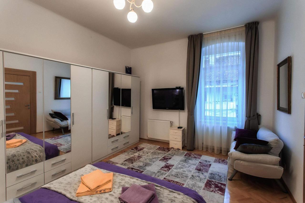 Brasov Centrul Vechi - 67Sqm - 2Min To Counsel Square Apartment Exterior foto